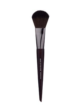 NWT MAKE UP FOR EVER 156 Large Flat Oval Blush Brush